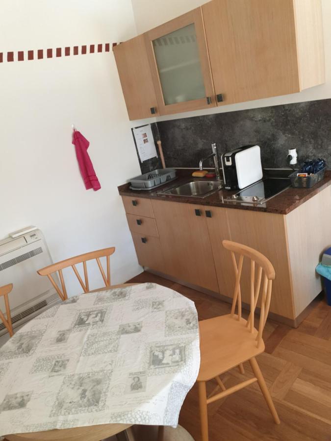 Smartno Apartmaji Sobe Josko Apartment Bilik gambar